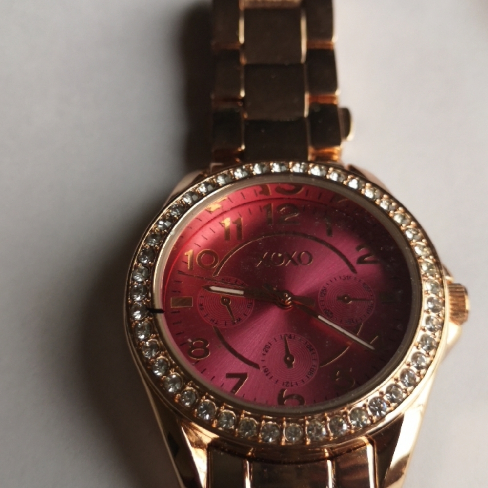 Watch - Picture 2 of 2
